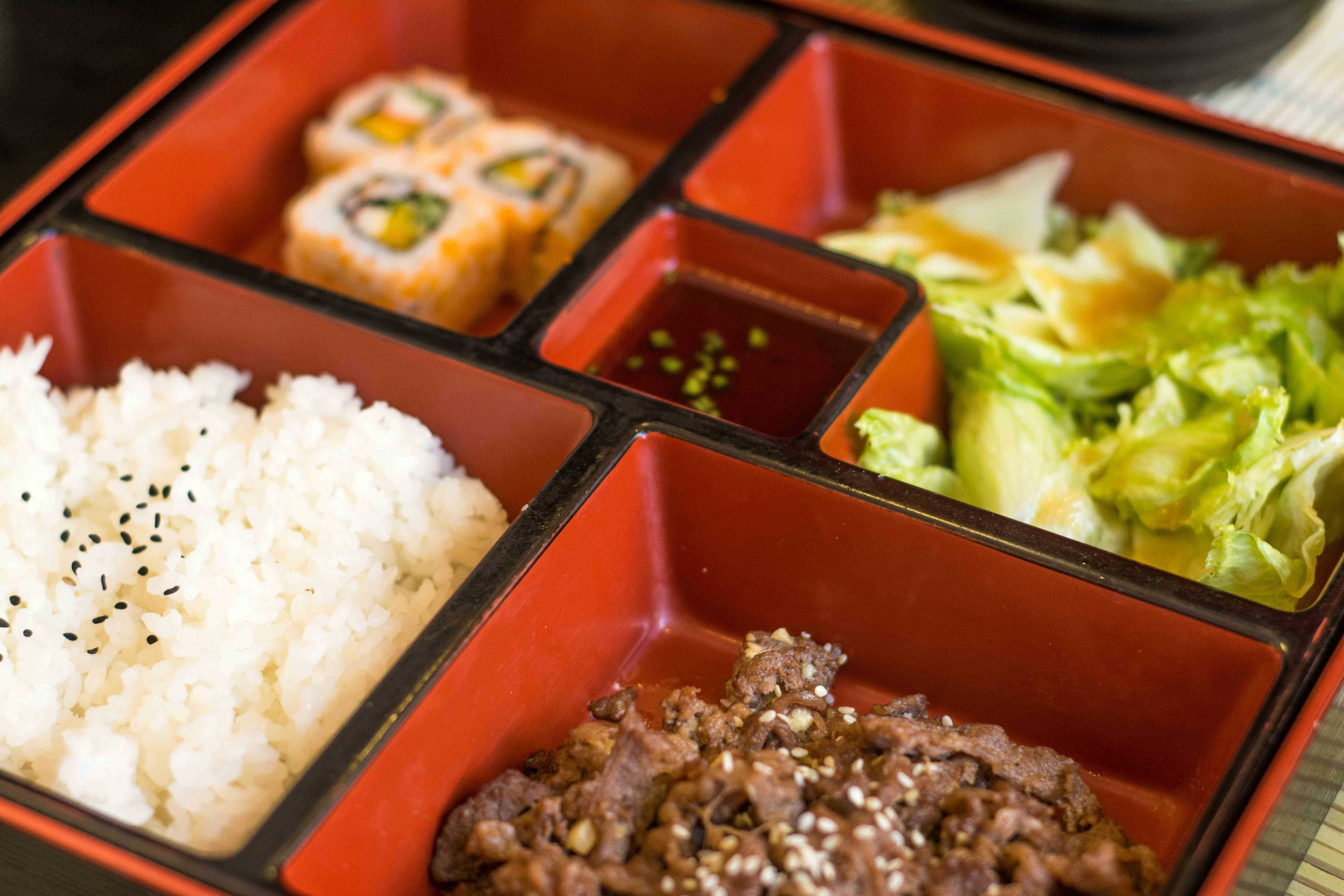 Mengenal Bento: Sejarah, Manfaat, dan Tips Membuatnya